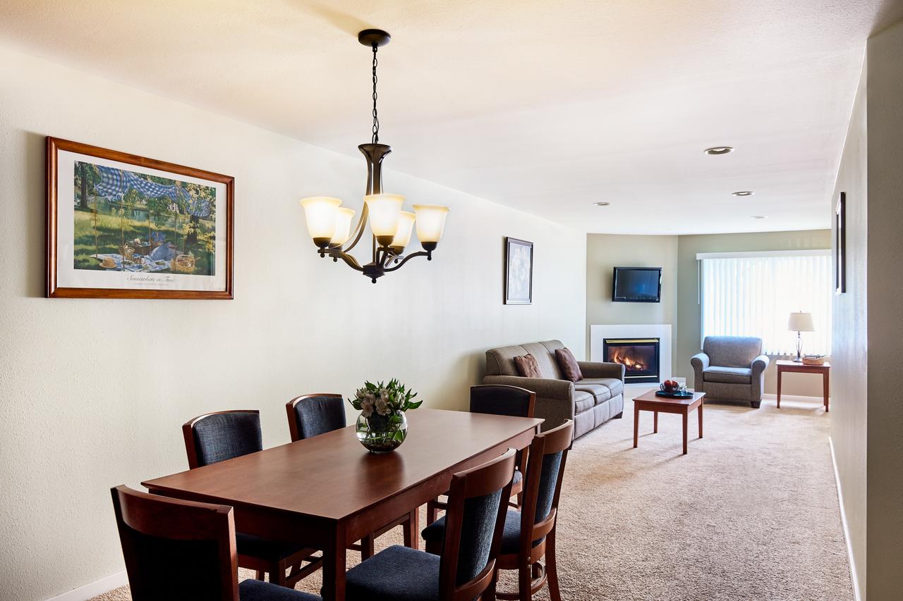 The Cove Of Lake Geneva - thumb 16