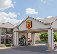 Super 8 by Wyndham Appleton - USA Accommodation