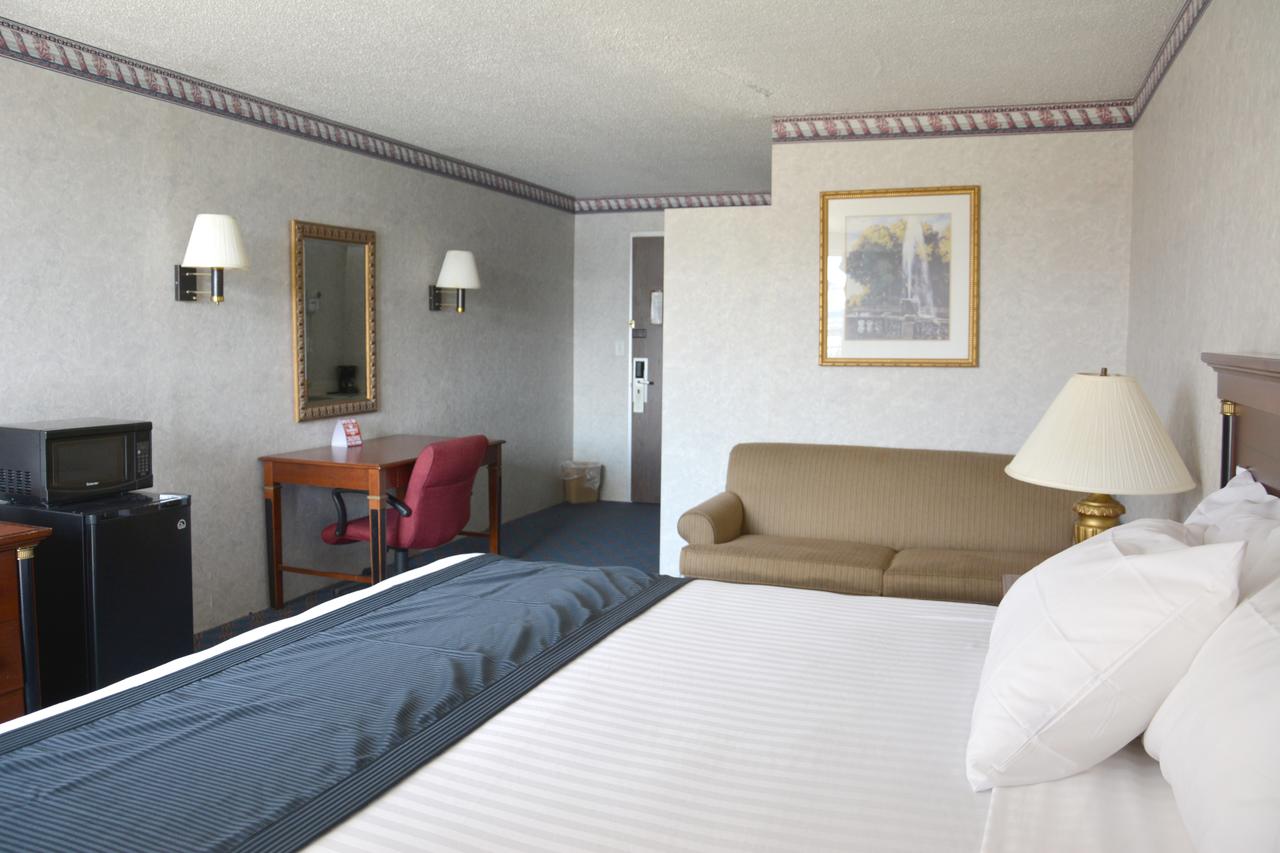 Travelodge By Wyndham Milwaukee - thumb 33