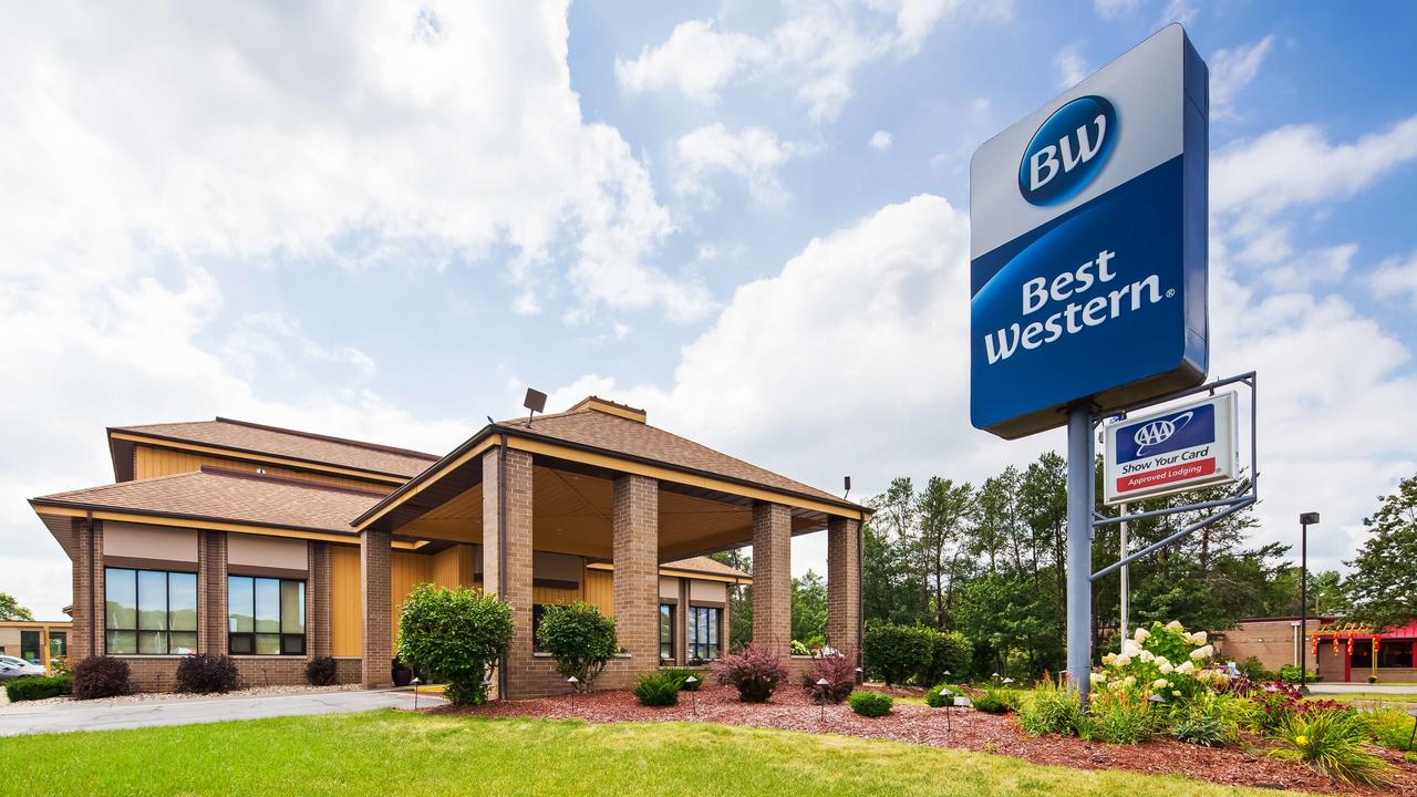 Best Western Ambassador Inn & Suites - thumb 0