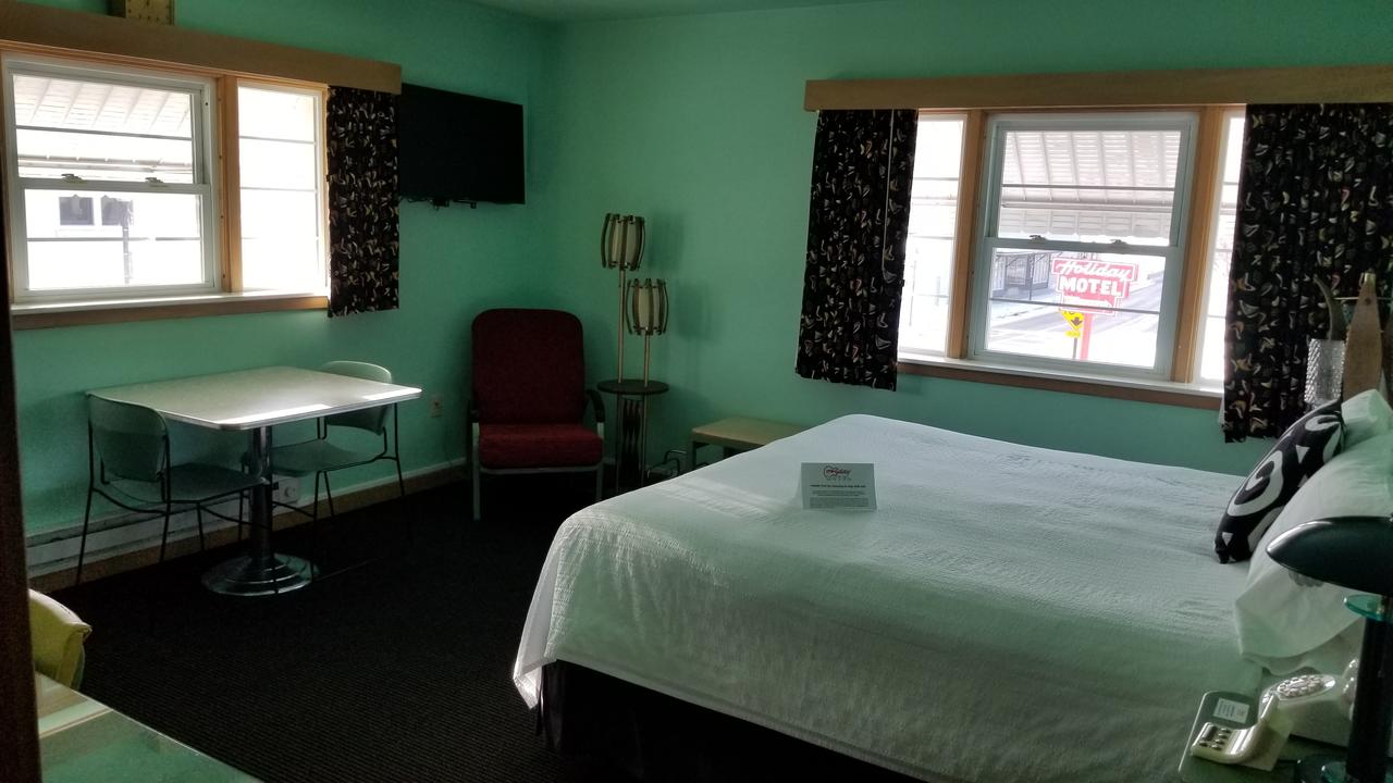 Holiday Music Motel - thumb 8
