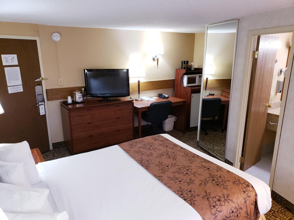 SureStay Plus Hotel By Best Western Black River Falls - thumb 41