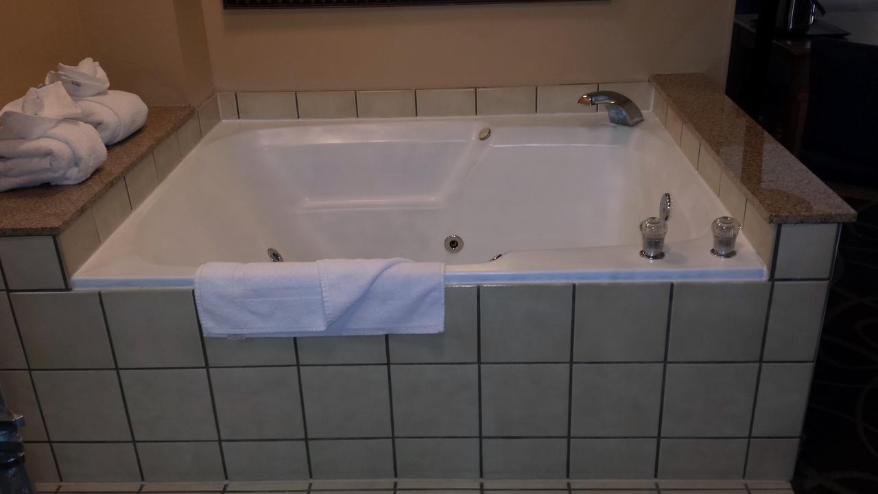 SureStay Plus Hotel By Best Western Black River Falls - thumb 17