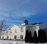 Boarders Inn and Suites by Cobblestone Hotels - Oshkosh WI - USA Accommodation