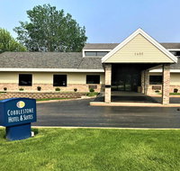Cobblestone Hotel and Suites - Oshkosh - USA Accommodation
