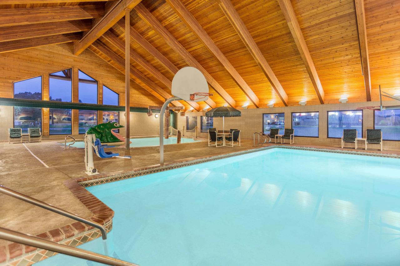 AmericInn By Wyndham Wisconsin Dells - thumb 36