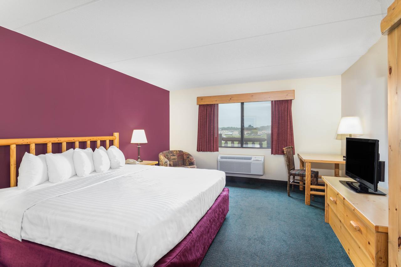 AmericInn By Wyndham Wisconsin Dells - thumb 26