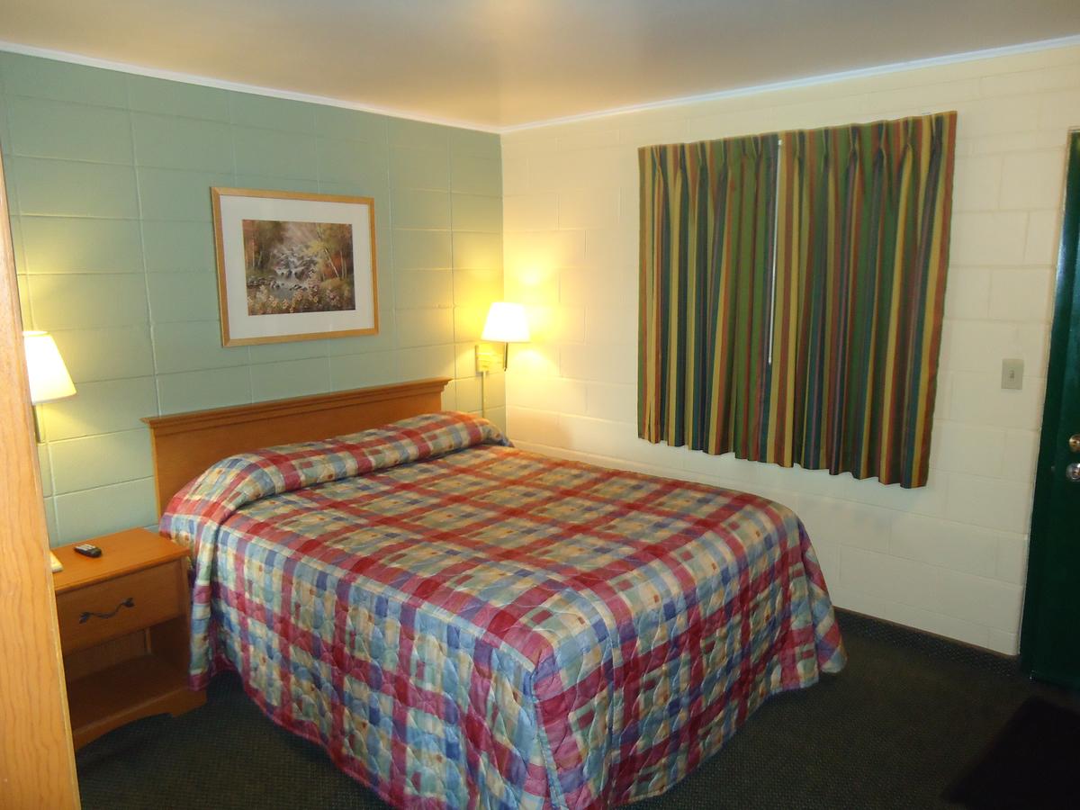 Tower Motel - thumb 6