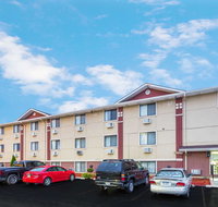 Super 8 by Wyndham Kenosha/Pleasant Prairie - USA Accommodation