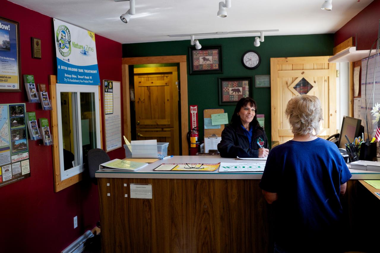 Tranquil Timbers Loft Park Model 8 - thumb 3