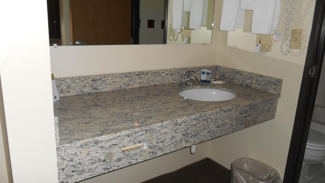 AmericInn By Wyndham Tomah - thumb 26