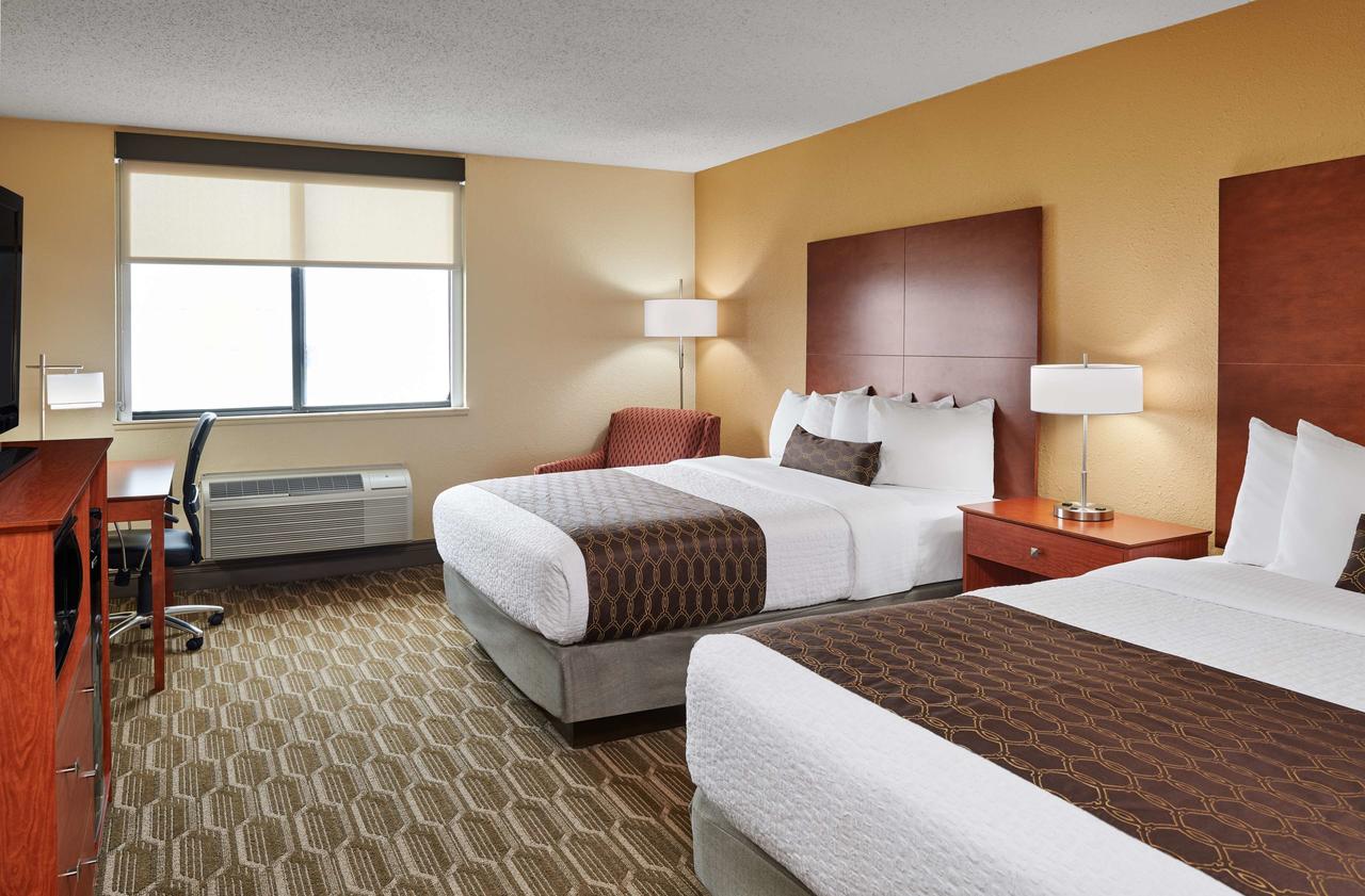 Best Western Plus Milwaukee Airport Hotel & Conference Center - thumb 11