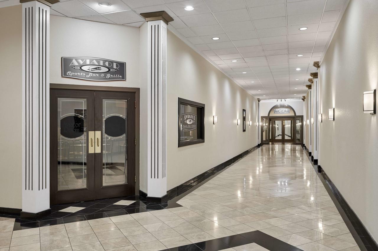 Best Western Plus Milwaukee Airport Hotel & Conference Center - thumb 7