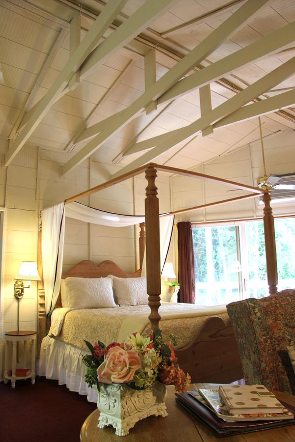 Eagle Harbor Inn - thumb 20