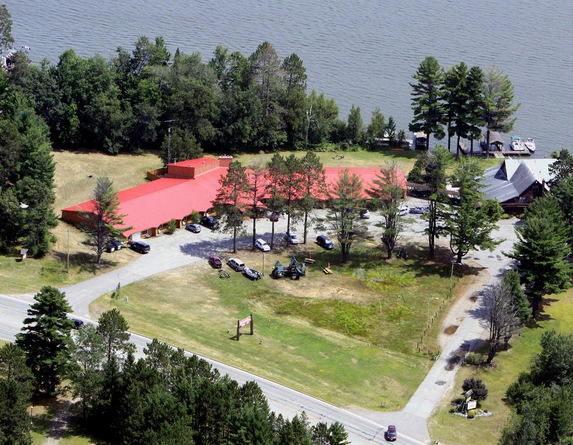 Hiawatha Lodge Inn - thumb 34