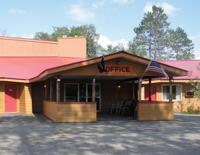 Hiawatha Lodge Inn - thumb 30