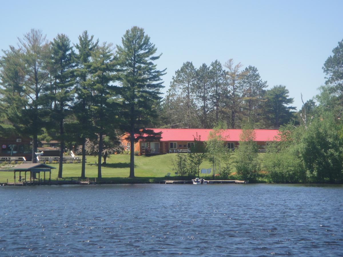 Hiawatha Lodge Inn - thumb 31