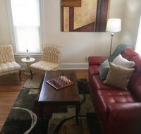 Victorian Great Lakes Naval Graduation-Sleeps 10 - USA Accommodation