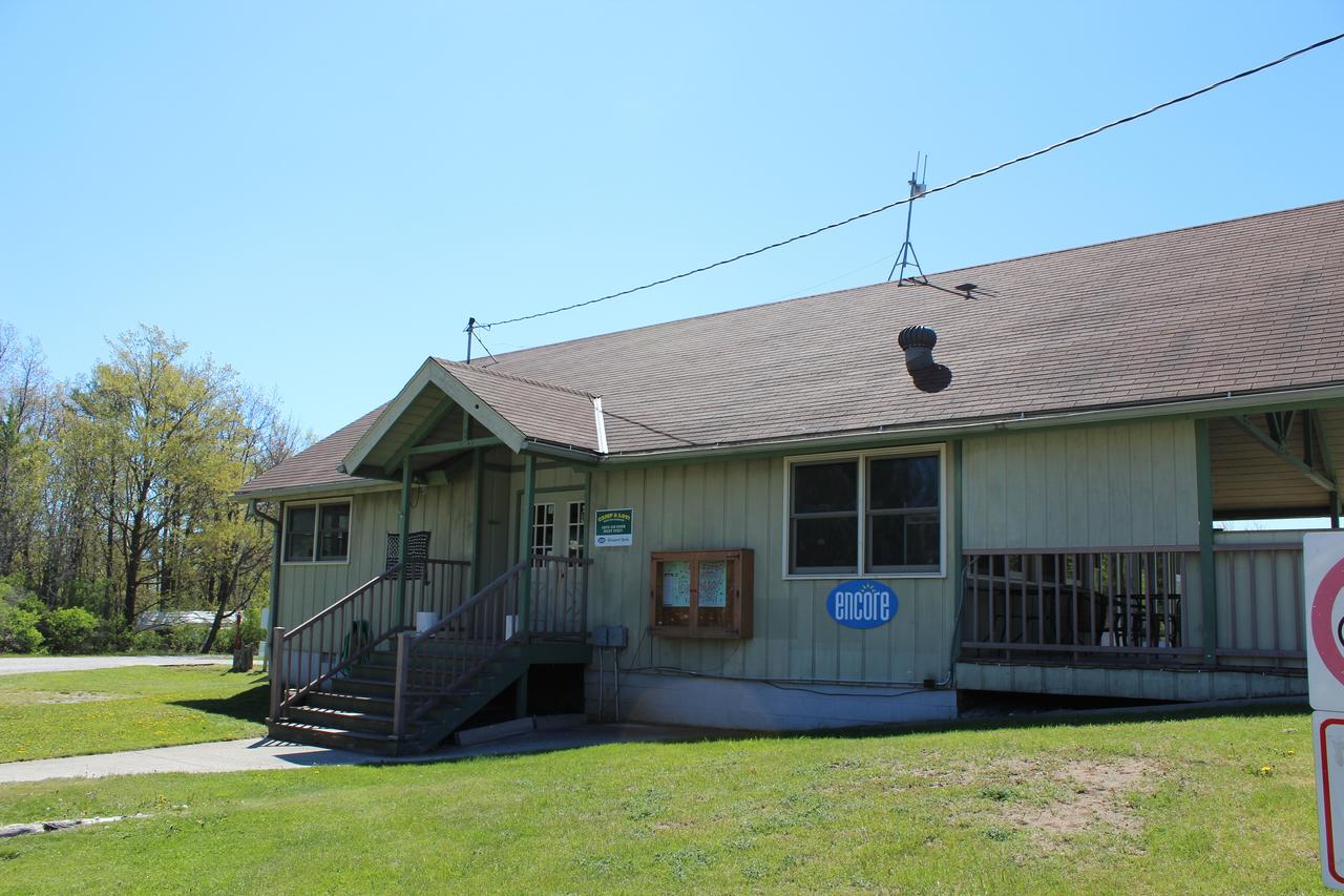 Tranquil Timbers Cabin 11 - thumb 5