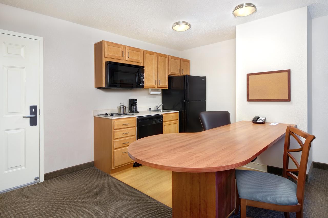 Candlewood Suites Kenosha - thumb 13