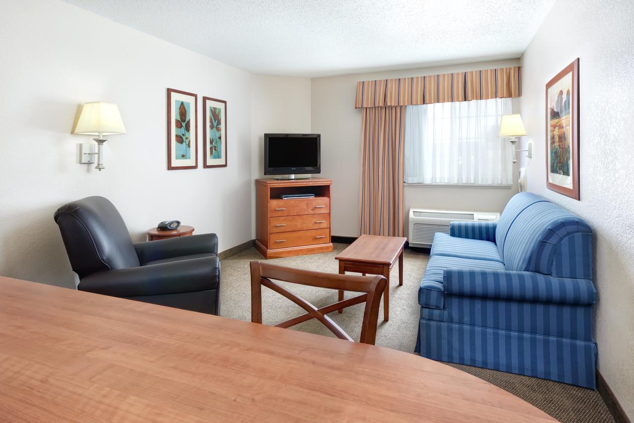 Candlewood Suites Kenosha - thumb 5