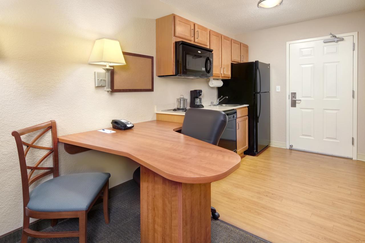 Candlewood Suites Kenosha - thumb 7