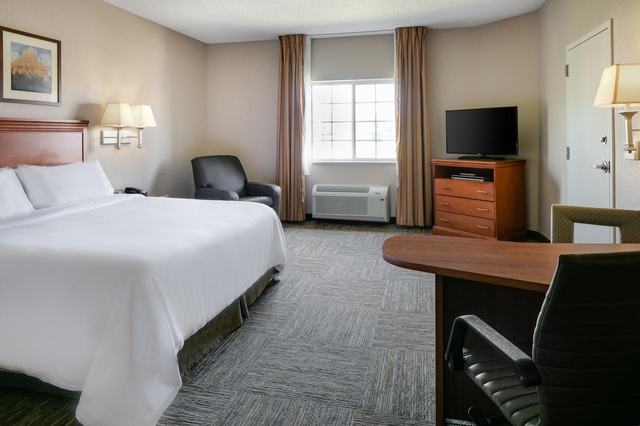 Candlewood Suites Kenosha - thumb 4