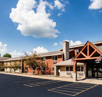 AmericInn by Wyndham Menomonie - Tourism Bookings