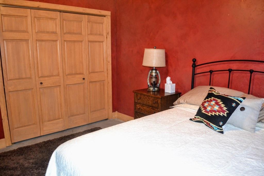 Mitten Lake Hideaway Home - thumb 9