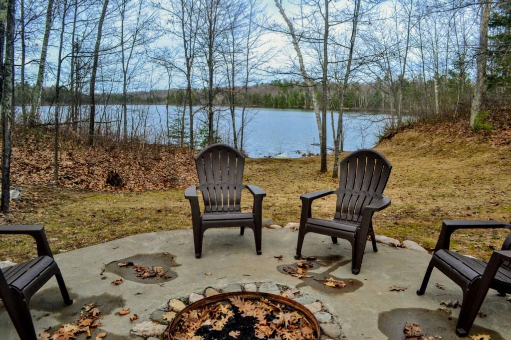 Mitten Lake Hideaway Home - thumb 34