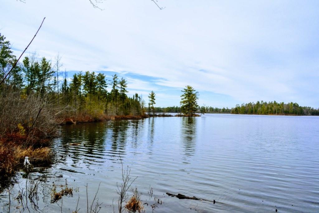 Mitten Lake Hideaway Home - thumb 30