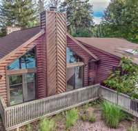 Goldfinch Getaway Residence - USA Accommodation