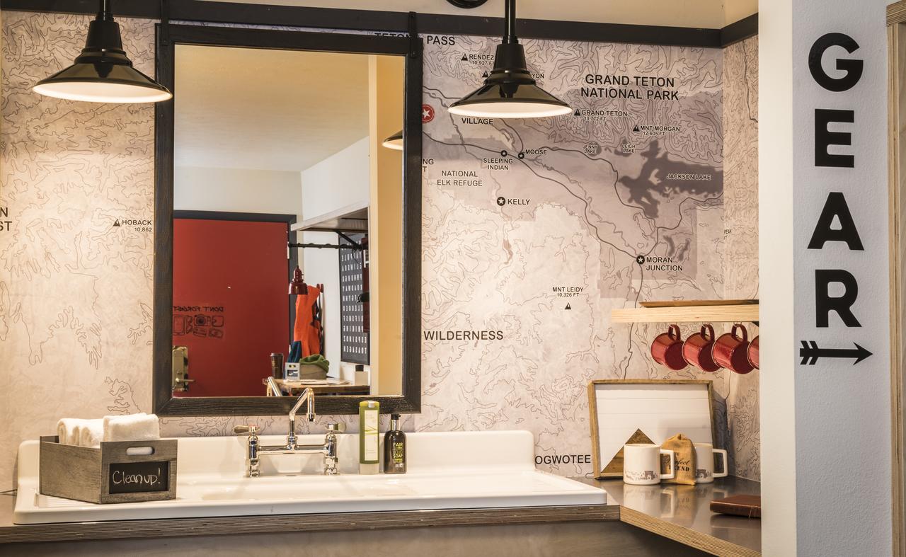 Mountain Modern Motel - thumb 22