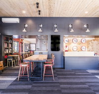 Mountain Modern Motel - Tourism Bookings