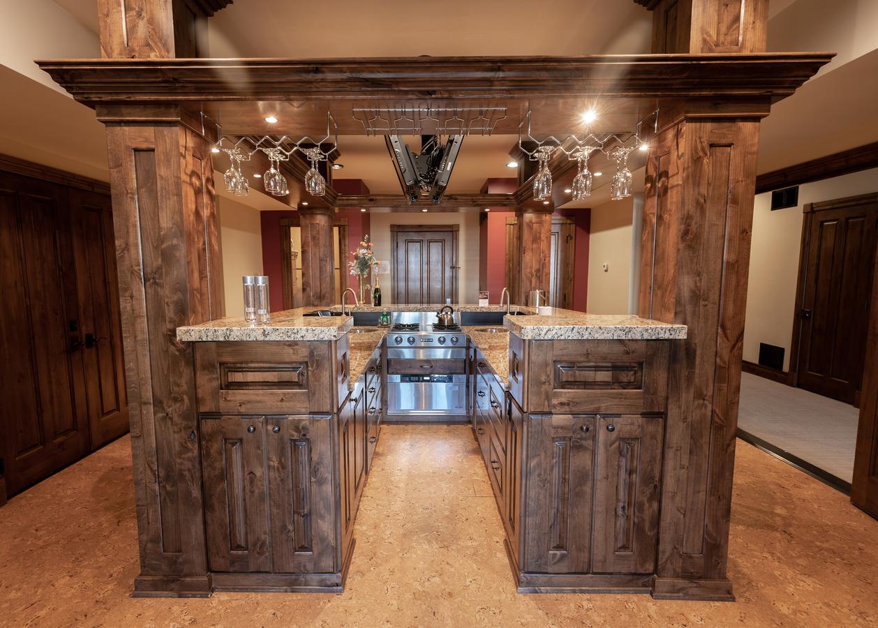 The White Buffalo Club - thumb 4