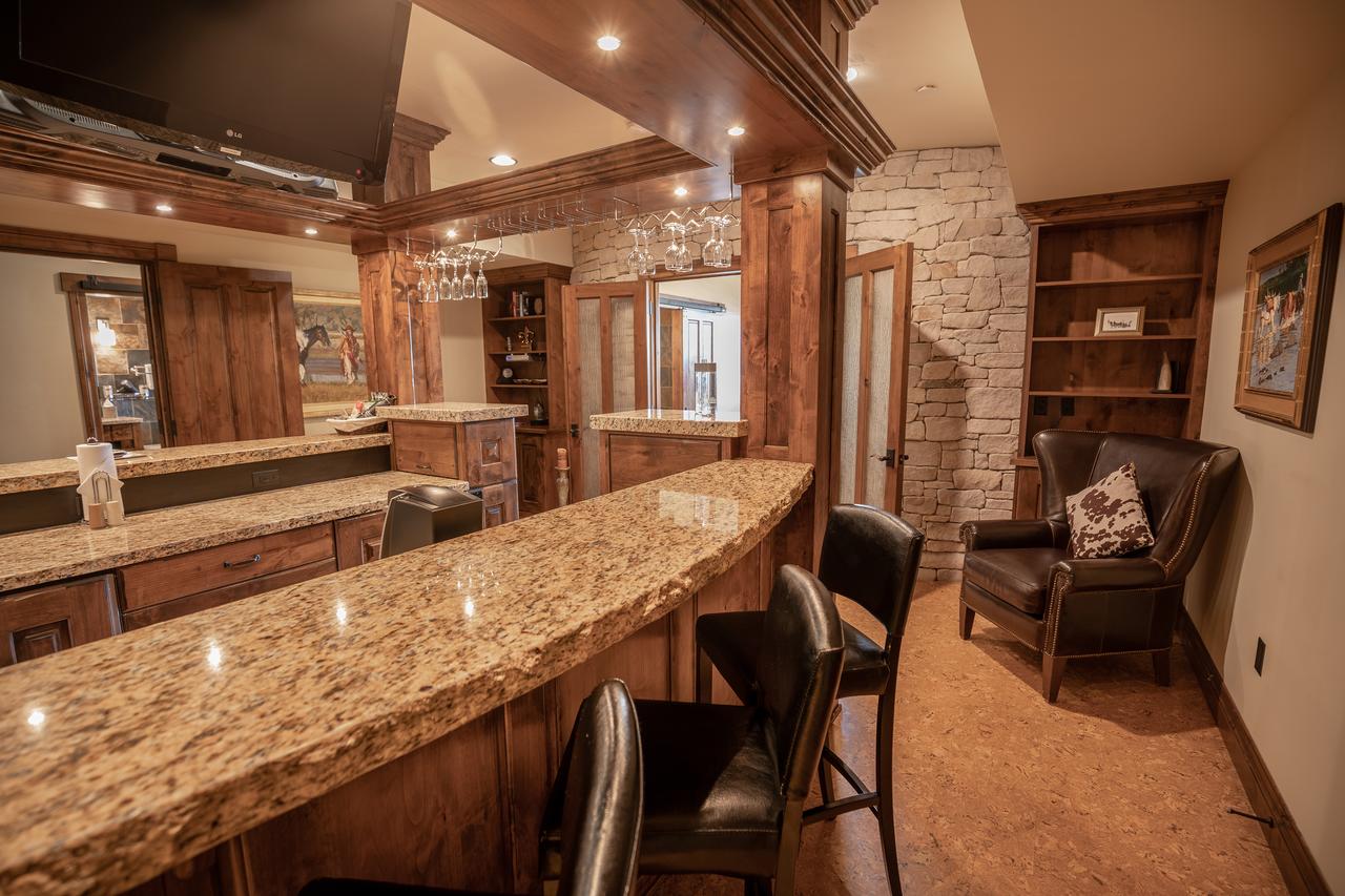 The White Buffalo Club - thumb 3