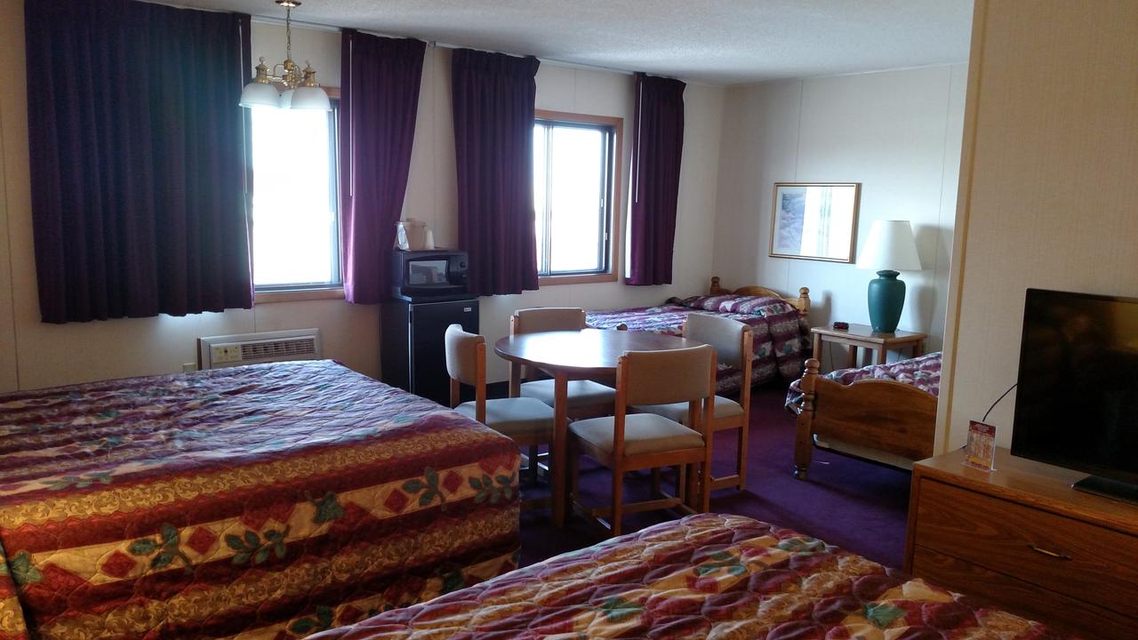 Beartooth Inn - thumb 17