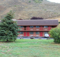 Flat Creek Inn - Tourism Bookings