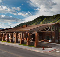49'er Inn & Suites - Tourism Bookings