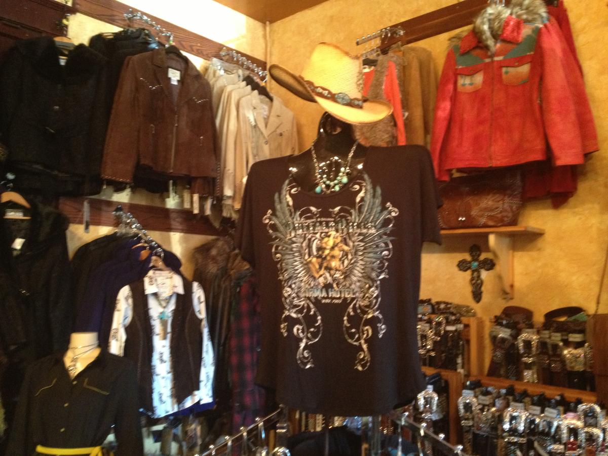 Irma Hotel - thumb 35