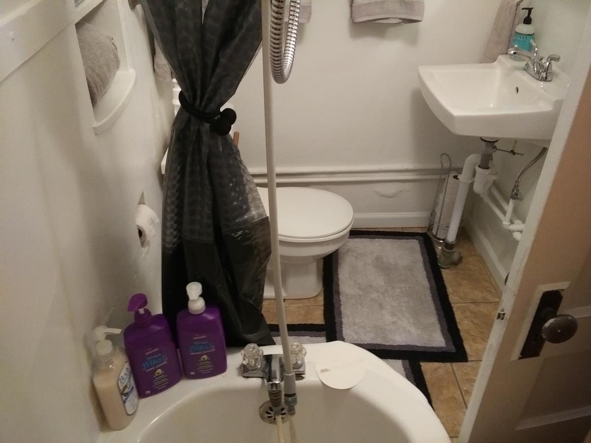 137 1/2 W. 1st St - thumb 15