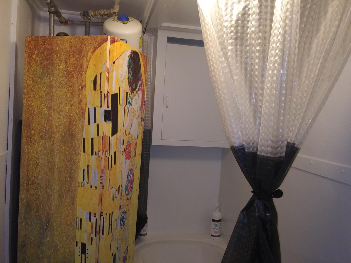 137 1/2 W. 1st St - thumb 23