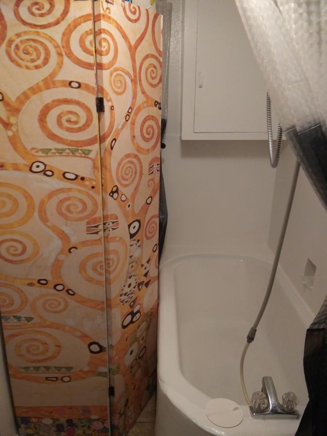 137 1/2 W. 1st St - thumb 18