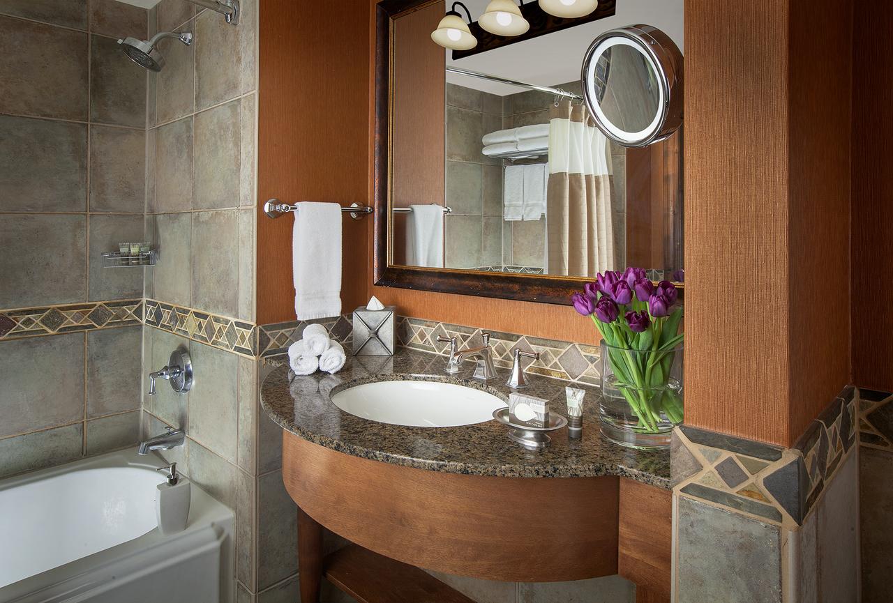 Snake River Lodge & Spa - thumb 1