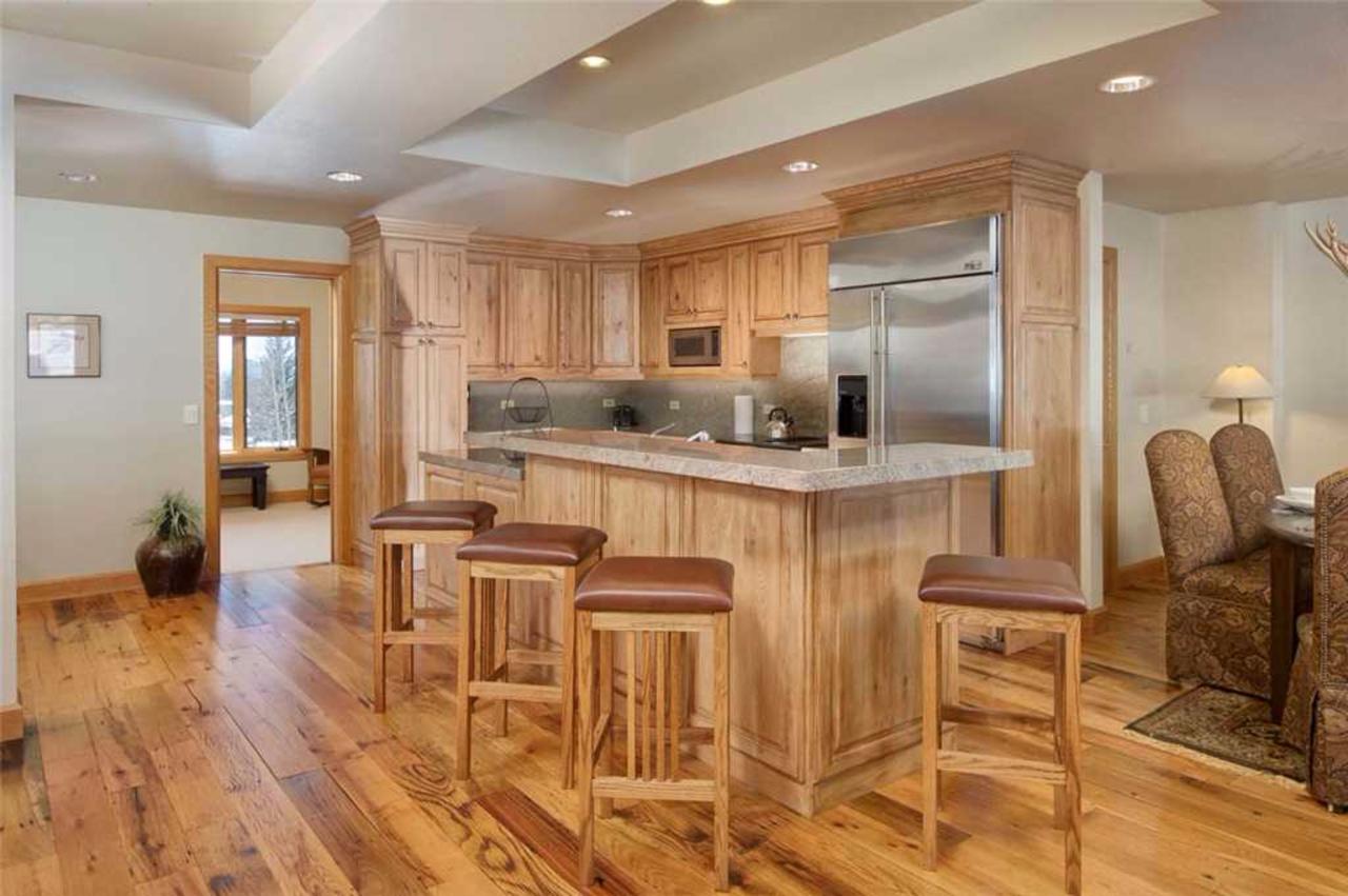 Tram Tower Condominiums - thumb 20