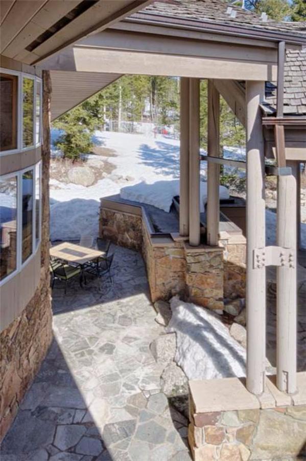 Tram Tower Condominiums - thumb 3