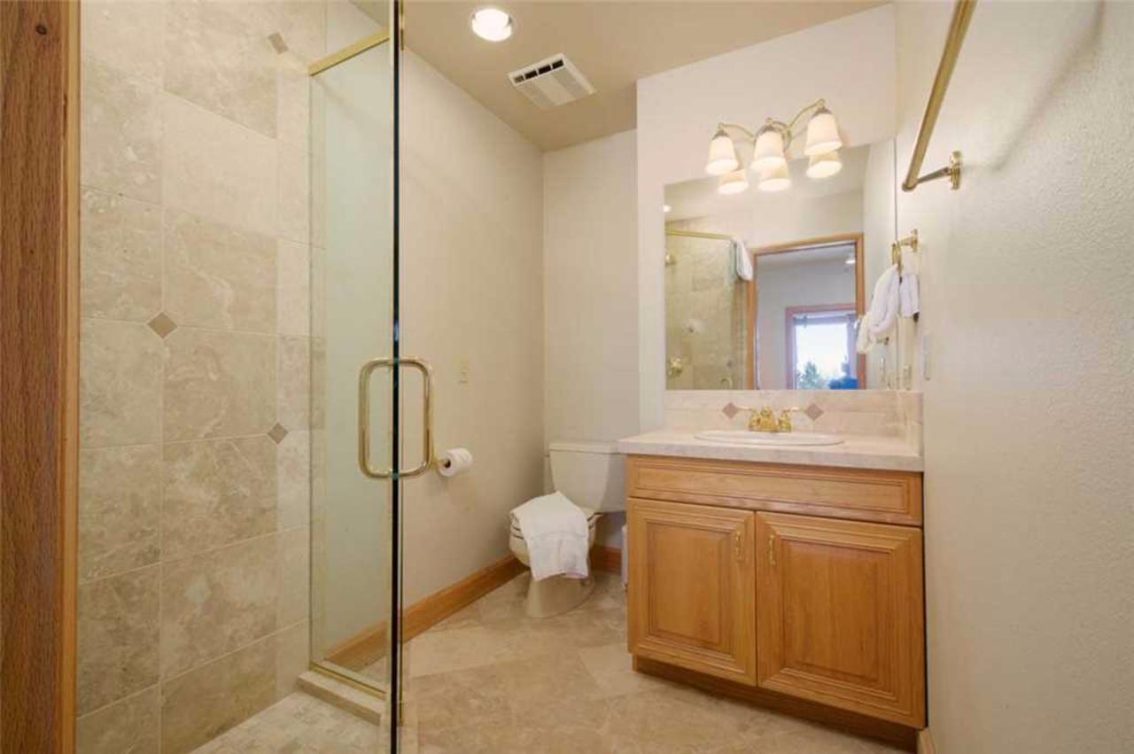 Tram Tower Condominiums - thumb 6