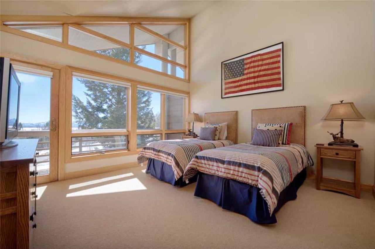 Tram Tower Condominiums - thumb 19