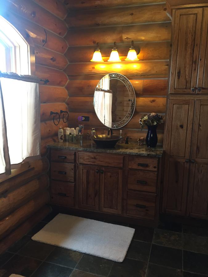 Log Ranch Home & Horse Boarding - thumb 18