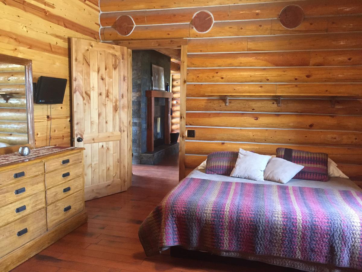 Log Ranch Home & Horse Boarding - thumb 7